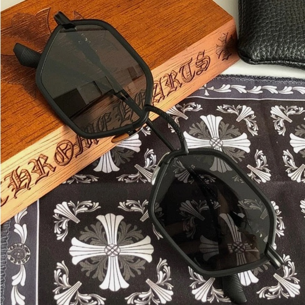 Chrome Hearts Datass sunglasses black lenses 54-21-147